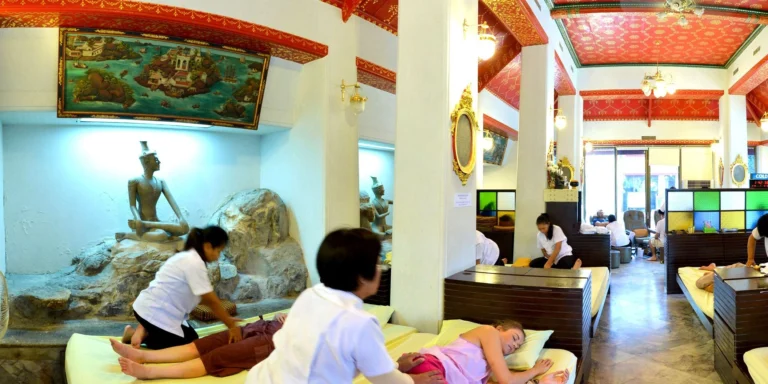 นวดไทย วัดโพธิ์